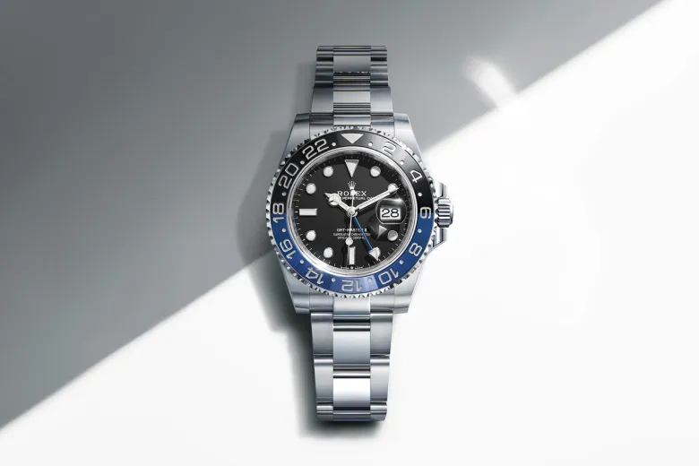 rolex-collections-keep-exploring-gmt-master-ii-cover-m126710blnr-000-portrait copia